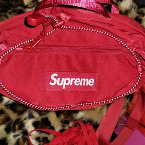 Supreme shoulder bag